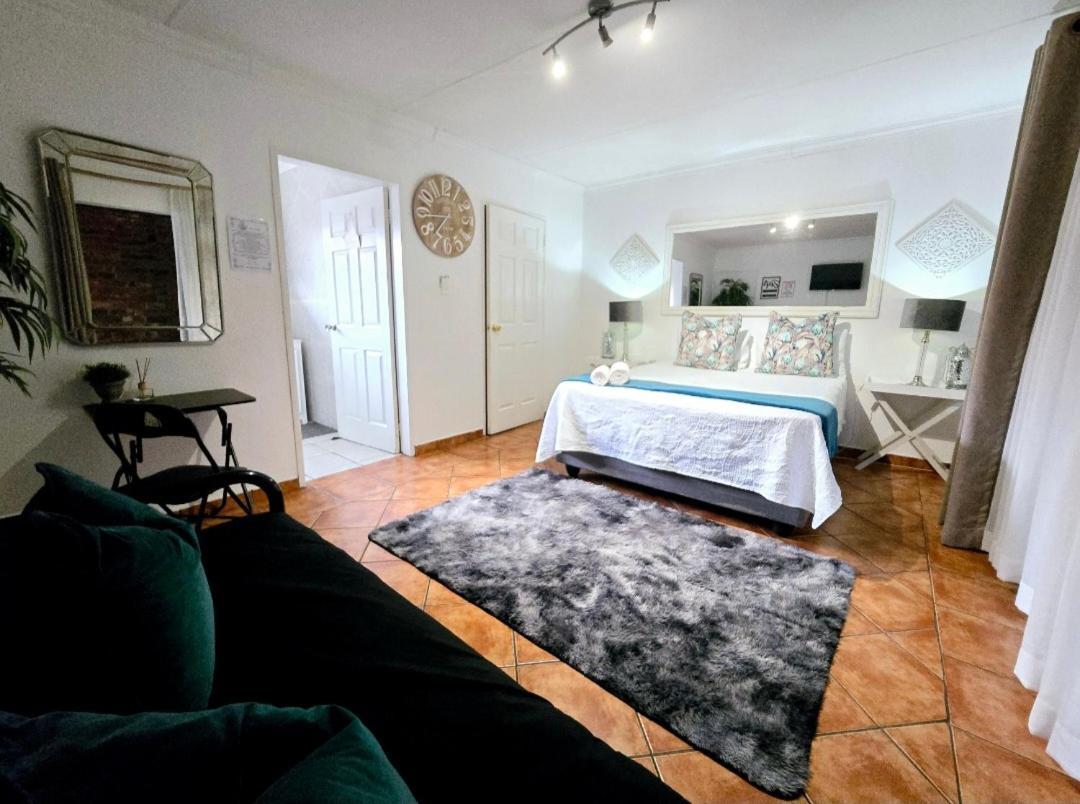 Zhantique Guest House 1- Unit 5 ボックスバーグ エクステリア 写真