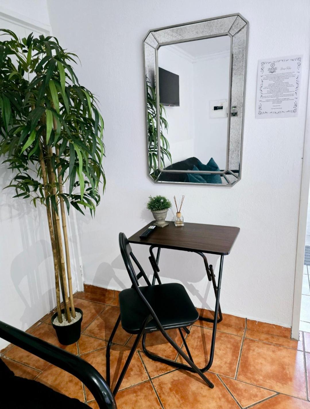 Zhantique Guest House 1- Unit 5 ボックスバーグ エクステリア 写真